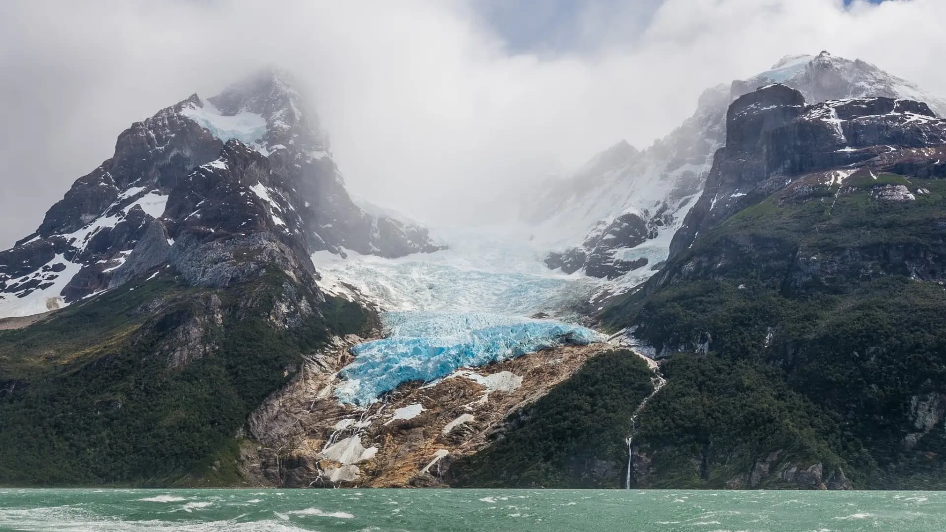Puerto Natales con Parque Nacional - Imagen 2
